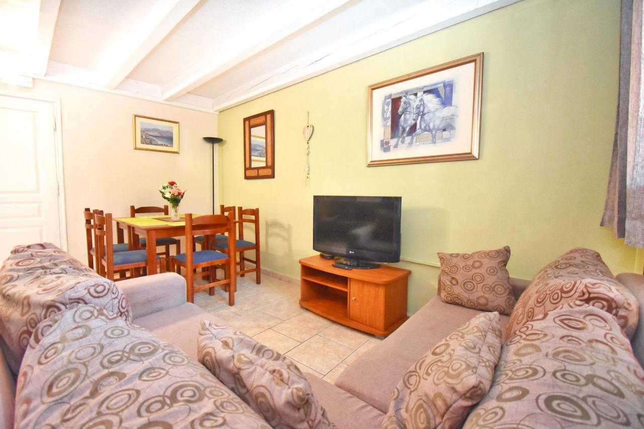 Mike'S Apartments آغيوس غوذيوس المظهر الخارجي الصورة